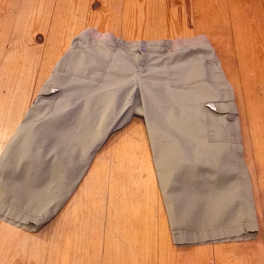 Lee easy fit Capri pants